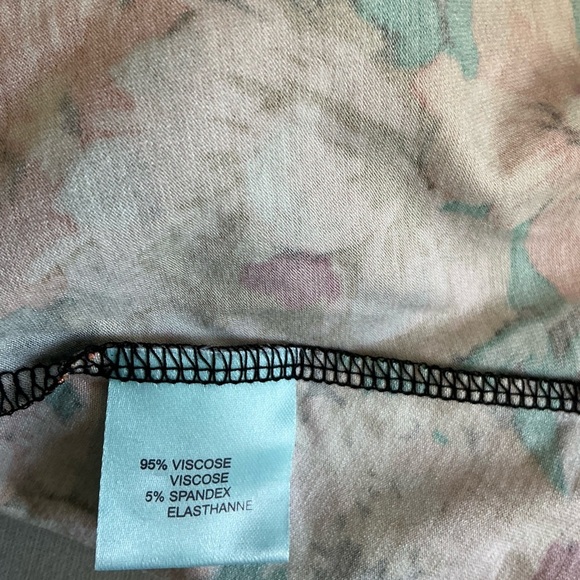 Louie Lucie Floral Black Skirt Size Small - Picture 5 of 6